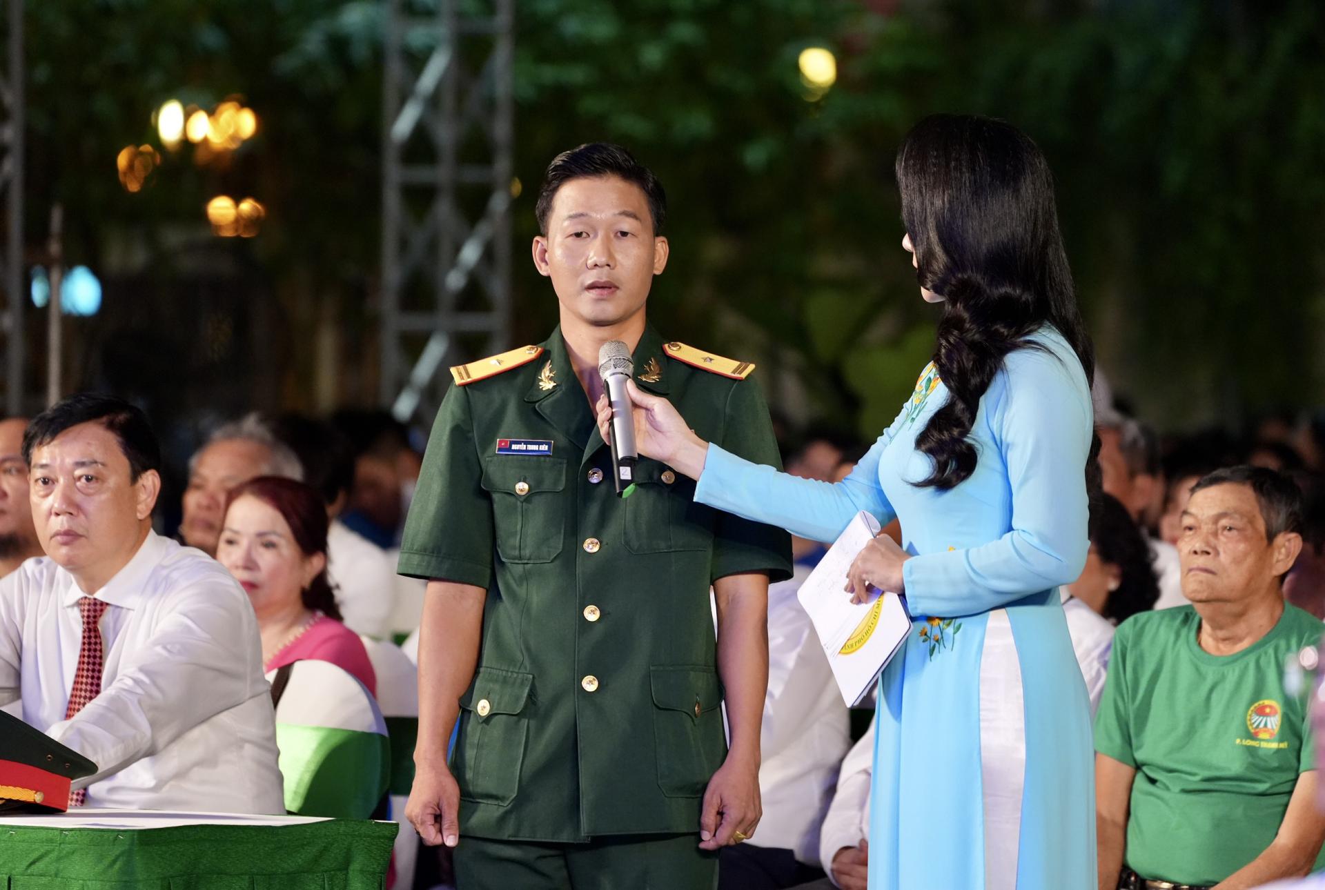 TP.HCM tuyên dương 101 gương thầm lặng mà cao cả - Ảnh 6.