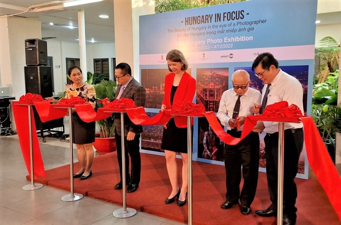 Triển lãm về vẻ đẹp Hungary trong mắt nhiếp ảnh gia - Ảnh 1.