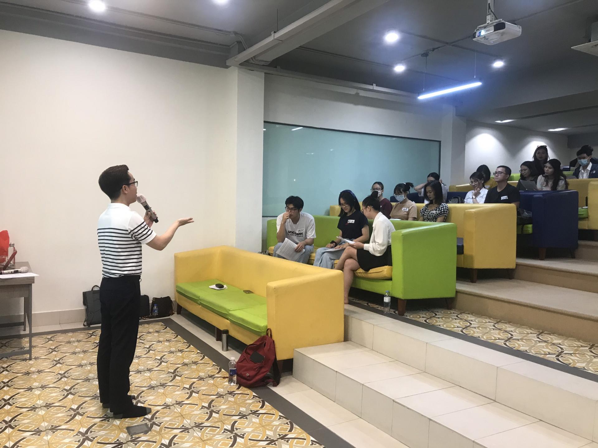 Nhà Văn hoá Thanh niên TP. Hồ Chí Minh